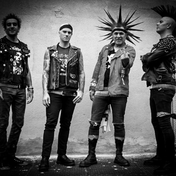 The Casualties - USA PUNK LEGEND ! + GUEST