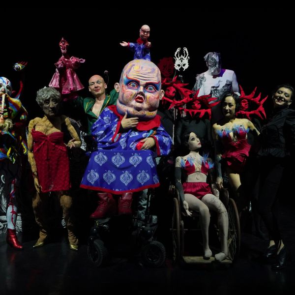 SOUPIRS MOUILLÉS SOUS LES TALONS - Angélique Friant / Succursale 101